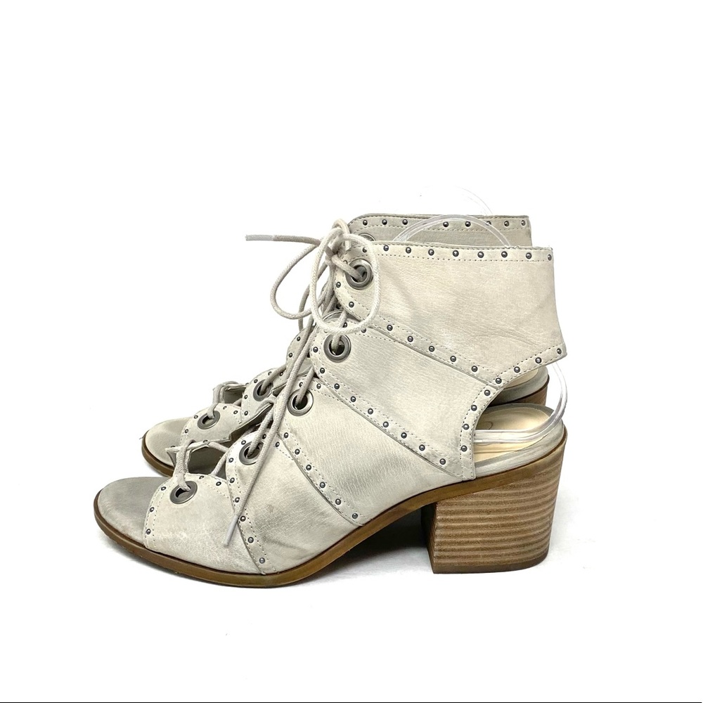 Jessica Simpson Sandals - Picture 1 of 8